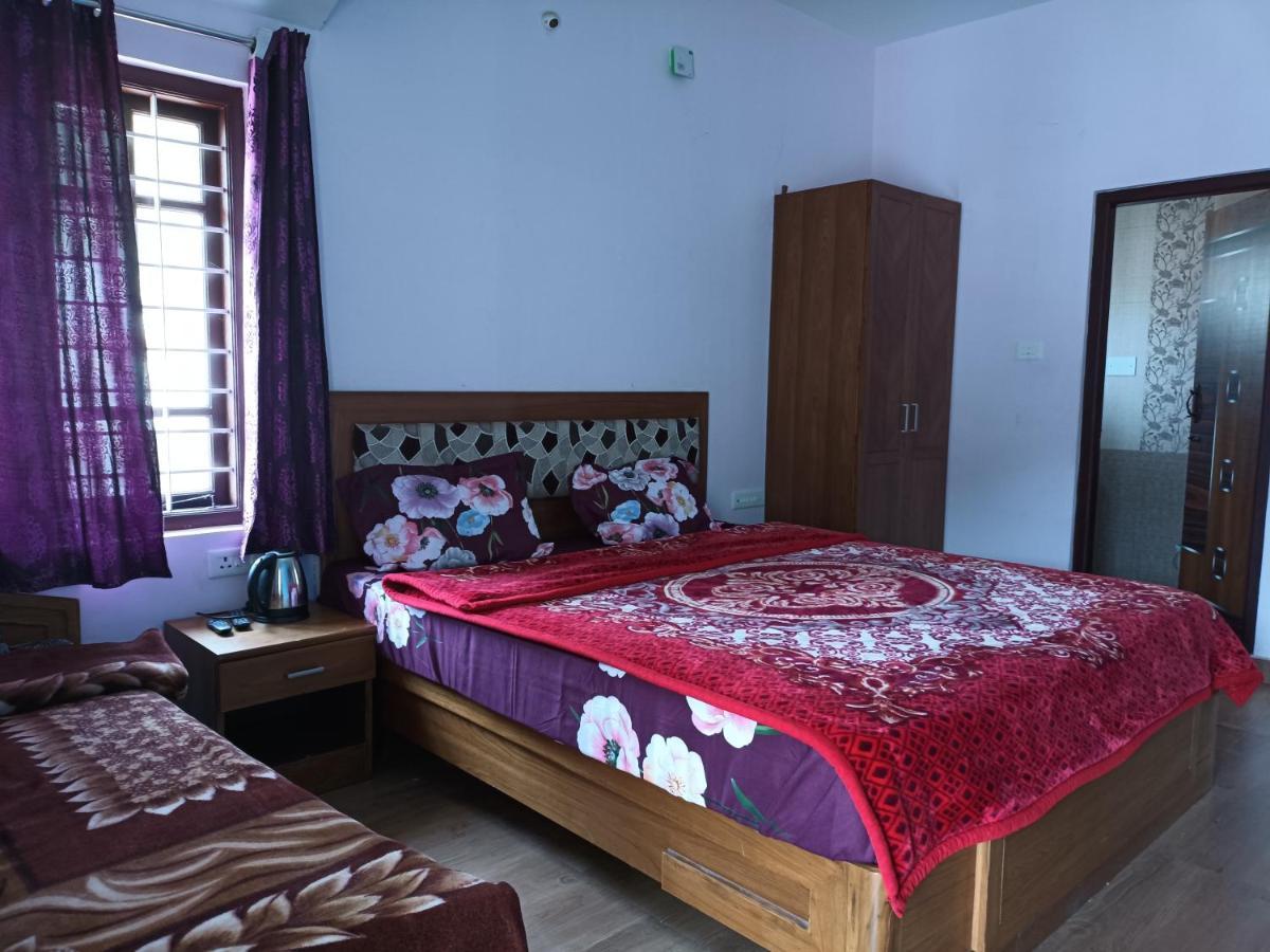 Ferienwohnung Karpagam Residency Udagamandalam Exterior foto